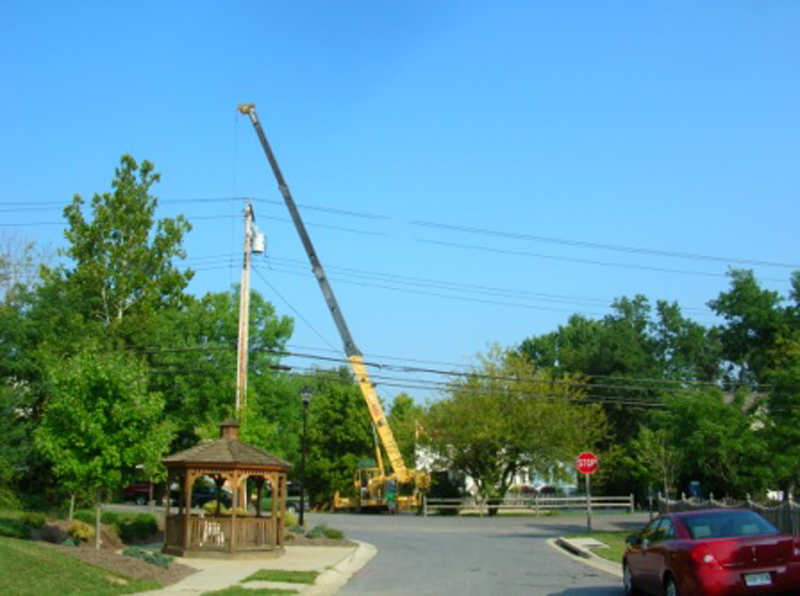 YankBarn0071c_150ft_crane