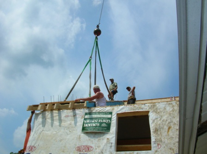 YankBarn0091c_BobCherryMundi_roof